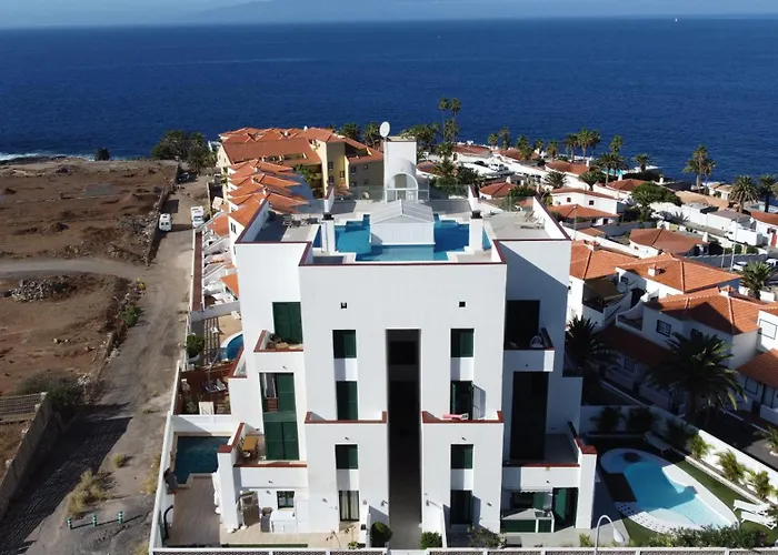 Lilias - Private Heatable Pool, Bbq, Free Wifi *