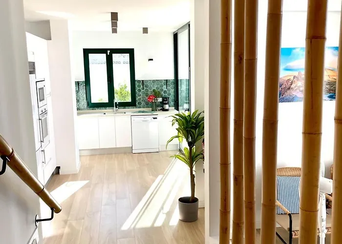 Lilias - Private Heatable Pool, Bbq, Free Wifi *