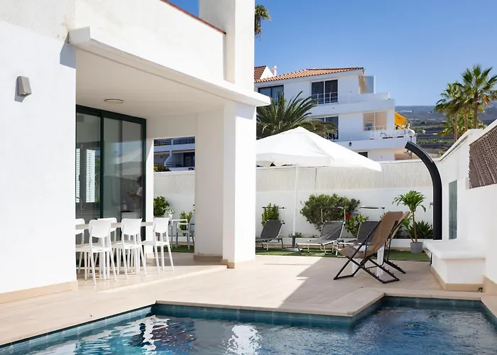 Lilias - Private Heatable Pool, Bbq, Free Wifi *